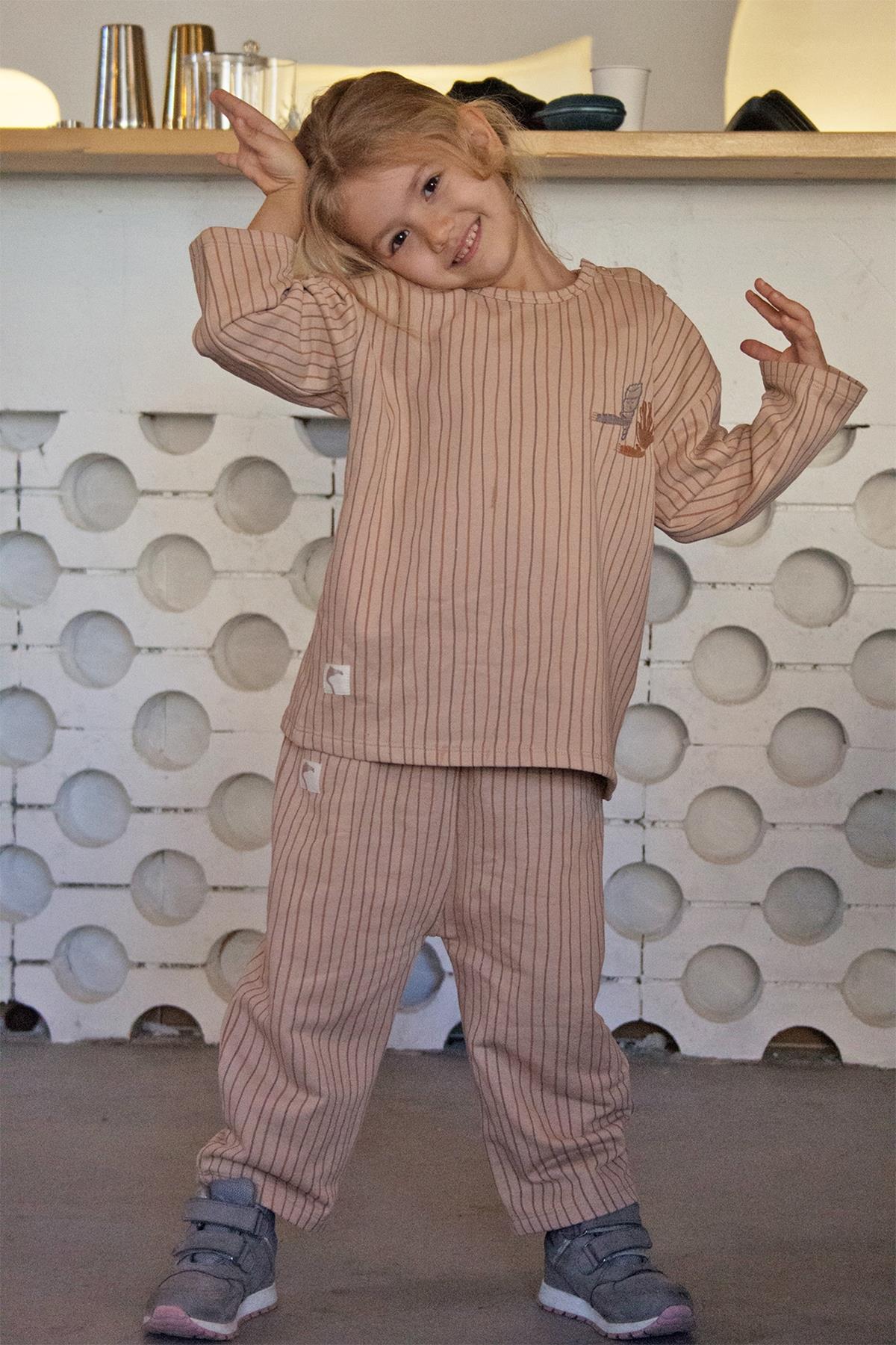 Auntie Me / ‘WAVY STRIPED  SWEATSHIRT100% organic cotton futter -GOTS certified Nature