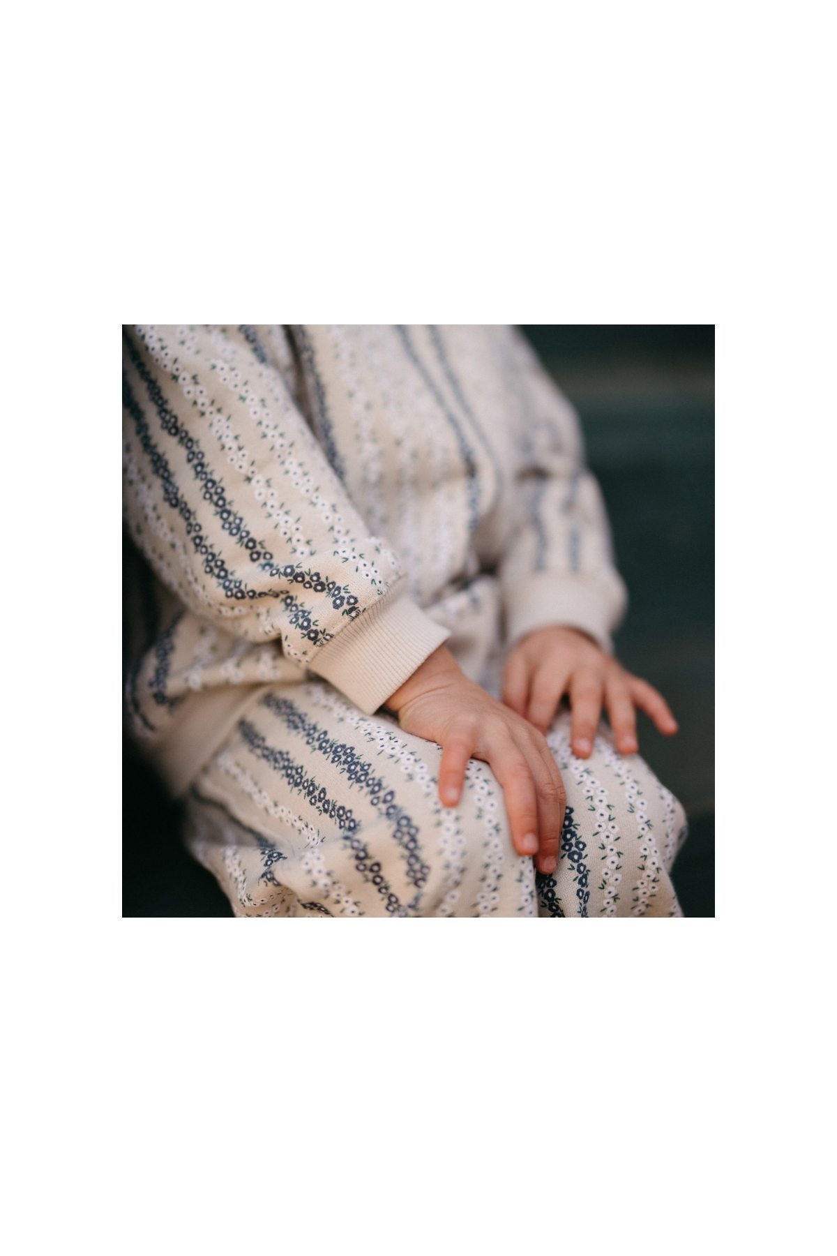 Antebies / Dikey Çiçek Sweatshirt Pantolon Set Krem