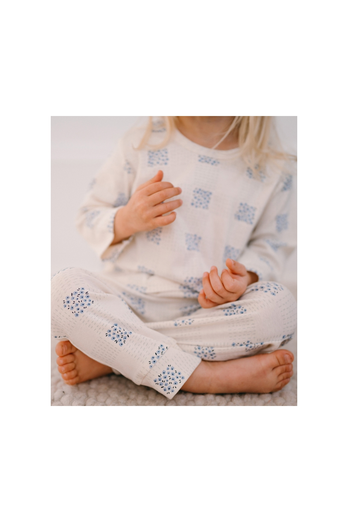 Antebies / Ekose Çiçek Uzun Kollu Tshirt Pantolon Set Krem