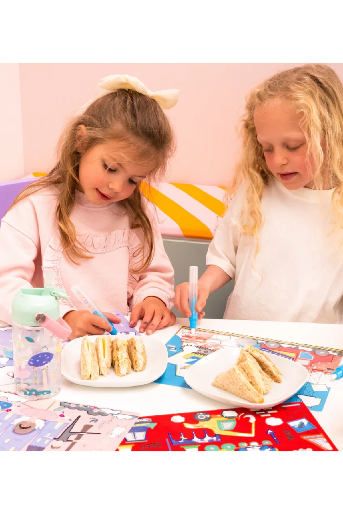Floss & Rock Renk Değiştiren Sulu Boyalı Oyun Mat / Enchanted Çok Renkli