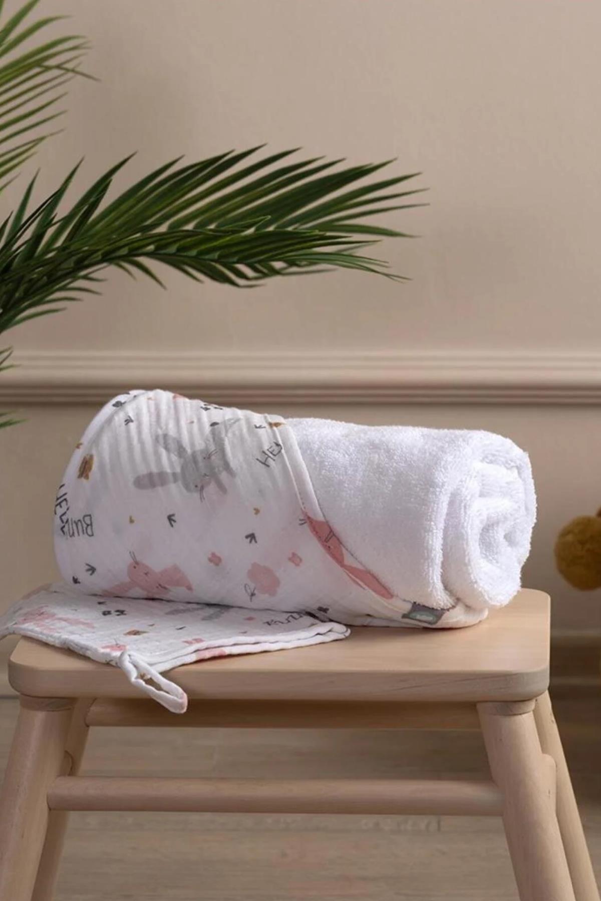 Funna Baby / Üçgen Başlıklı Havlu + Kese - Rabbit Pembe