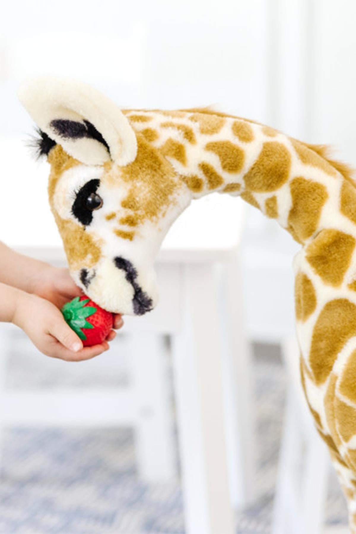 Melissa&Doug / Dev Peluş - Yavru Zürafa Çok Renkli