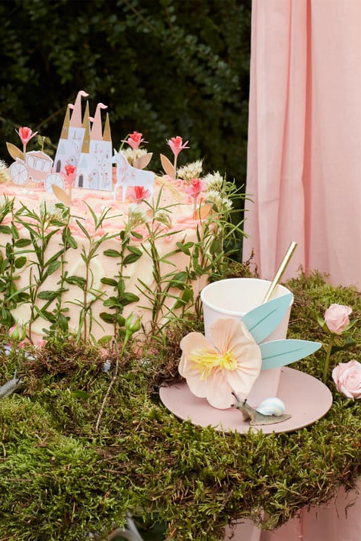 Meri Meri - Paper Flower Cups - Kağıt Çiçekli Bardaklar (x8) Çok Renkli
