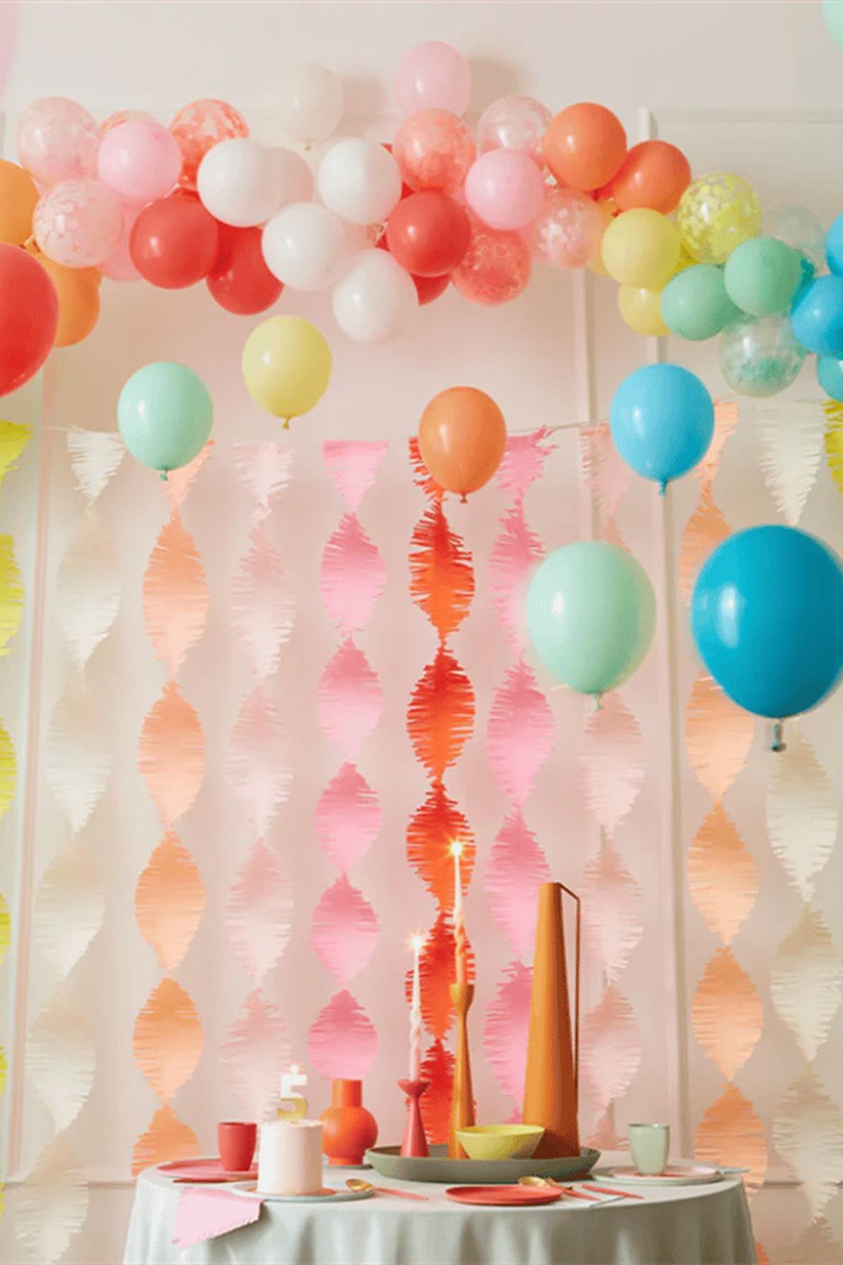 Meri Meri - Rainbow Twisty Fringe Garland - Gökkuşağı Kıvrımlı Püsküllü Asılan Süs Çok Renkli