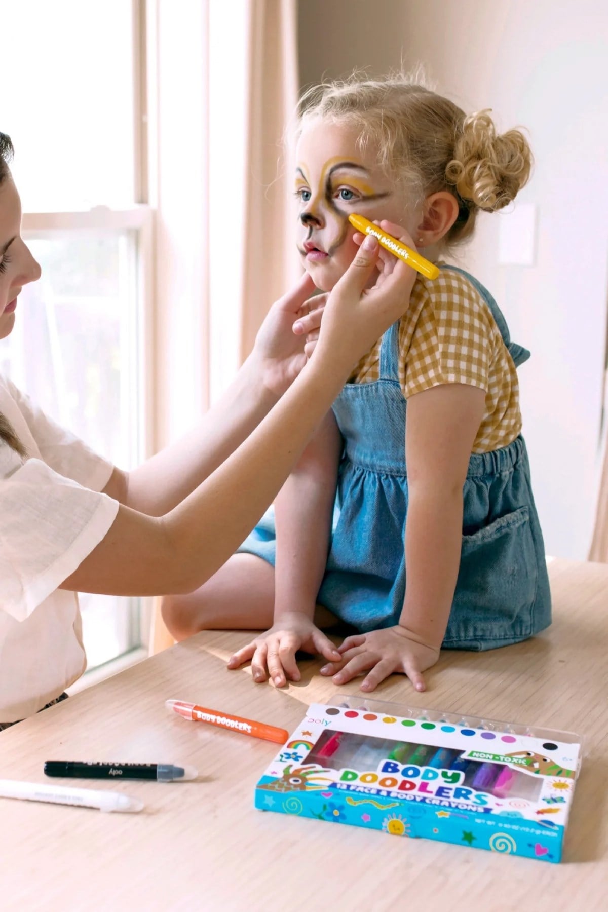 Ooly Body Doodlers 12li Yüz ve Vücut Boyası Çok Renkli