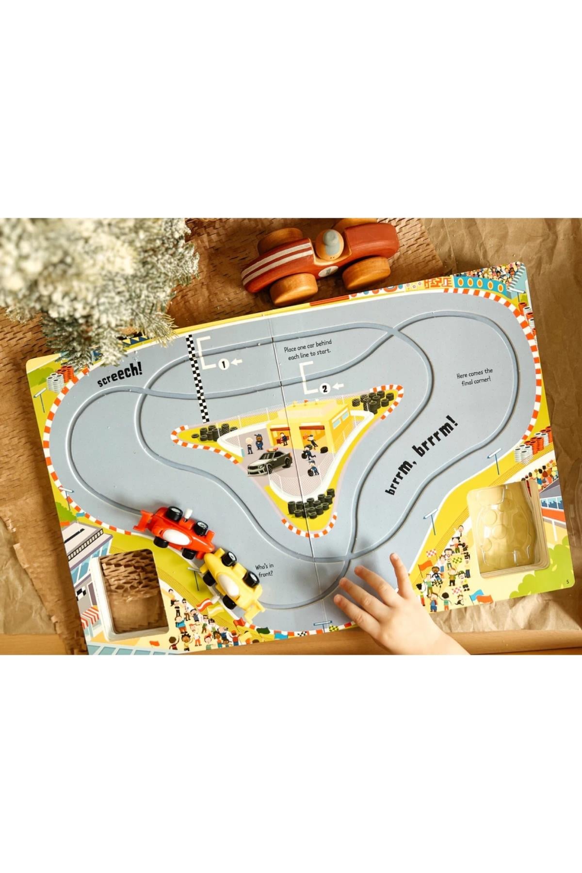 Usborne /Wind-Up Racing Cars Çok Renkli