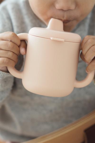 Beaba / 2 Kulplu Silikon Öğrenme Suluğu Pembe