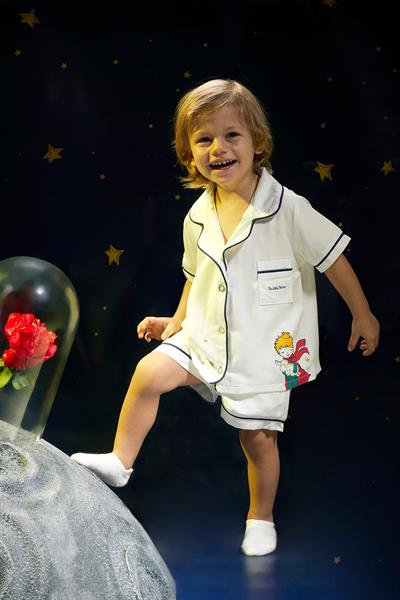 Maya Luca /Küçük Prens Desenli Beyaz Pijama Takımı Çok Renkli