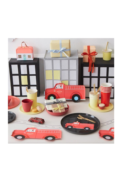 Meri Meri - Fire Truck Plates - İtfaiye Kamyonu Tabaklar - 8li Çok Renkli