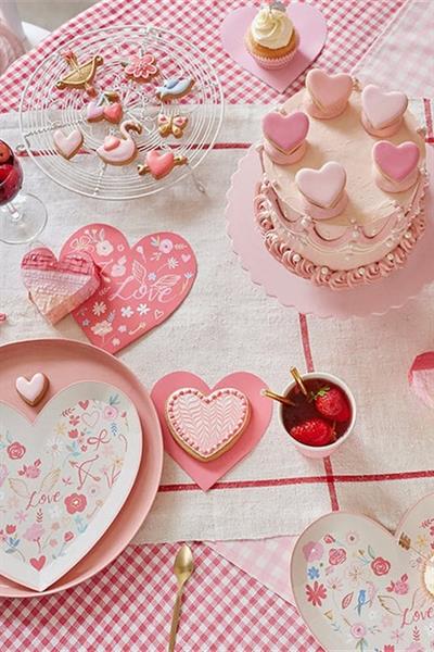 Meri Meri - Valentines Heart Die Cut Plates - Desenli Kalp Tabak - 8li Çok Renkli