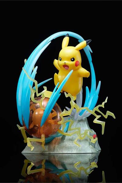 Pokemon Select Seri Lüks Koleksiyon Heykel Figür - Pikachu Çok Renkli