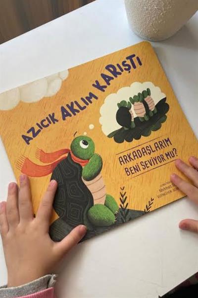 Sincap Kitap / Azıcık Aklım Karıştı-Arkadaşlarım Beni Seviyor mu? Çok Renkli