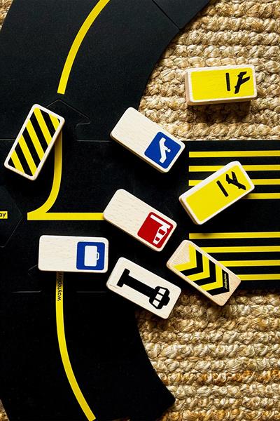 Waytoplay - Roadblocks Set Airport Signs Çok Renkli