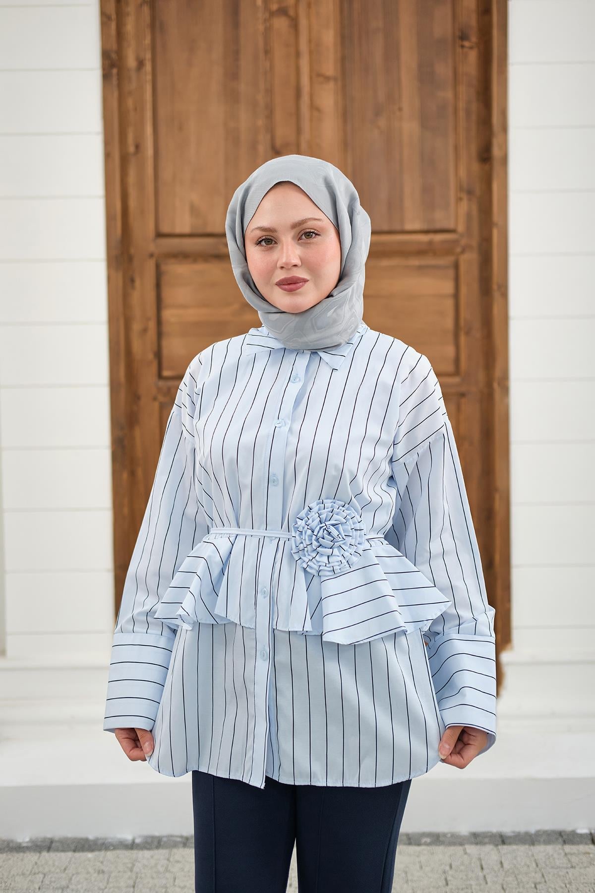 Büzgülü Bel Bağlamalı Çizgili Gömlek Bebe Mavi