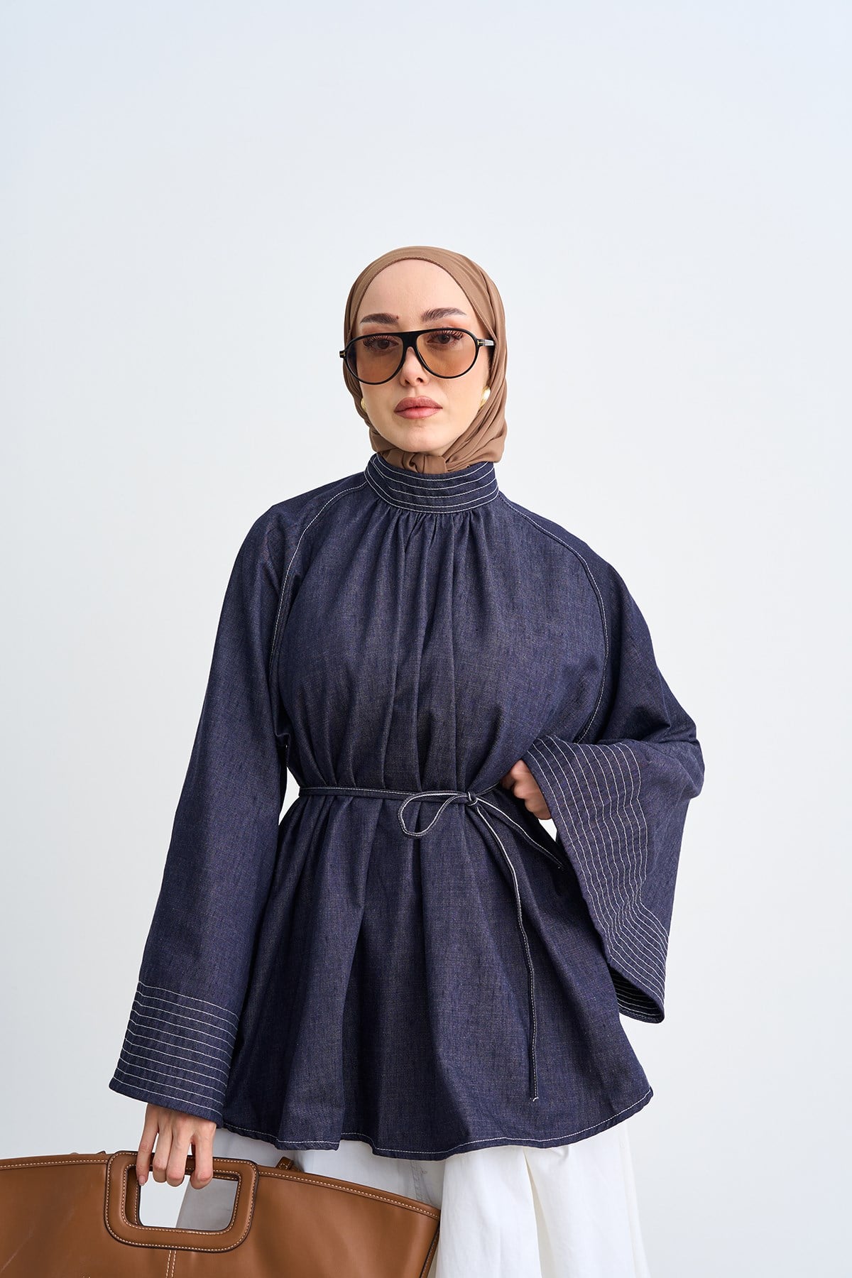 Dikiş Detaylı Bel Bağlamalı İnce Kot Bluz Lacivert