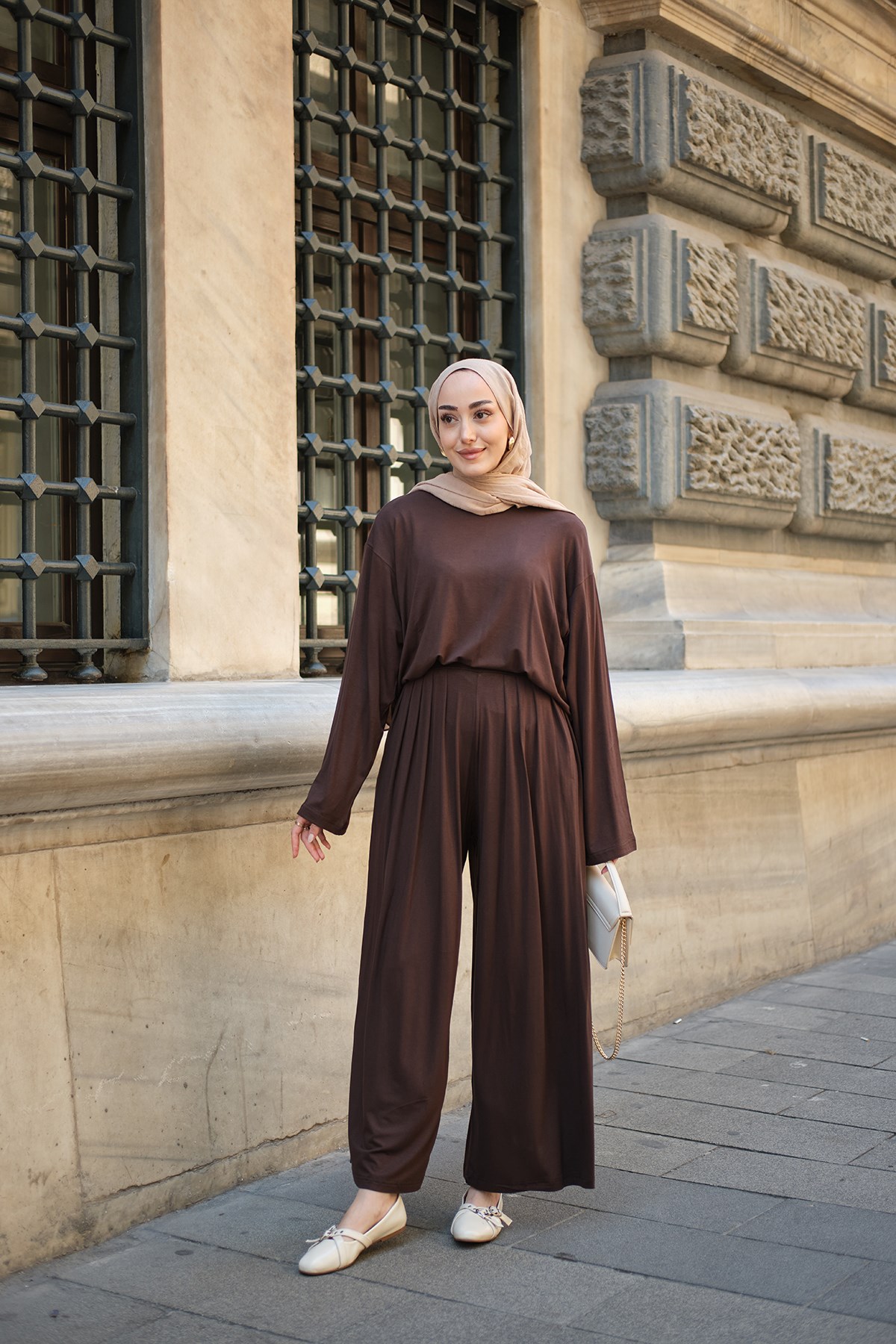 Pileli Penye Takım Kahverengi