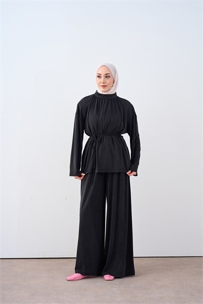 Yaka Büzgülü Bel Bağlamalı Takım Füme