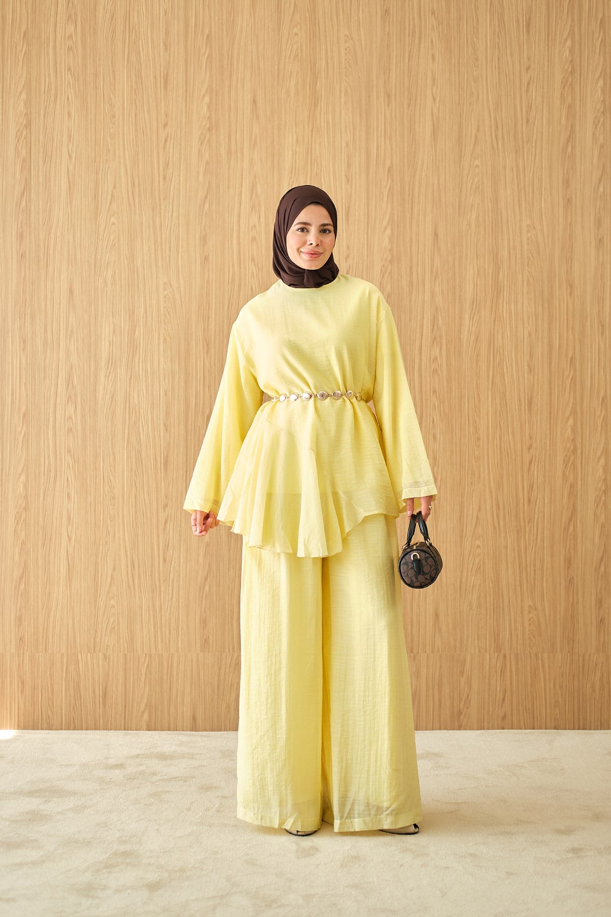 Asimetrik Kesim Takım Sarı