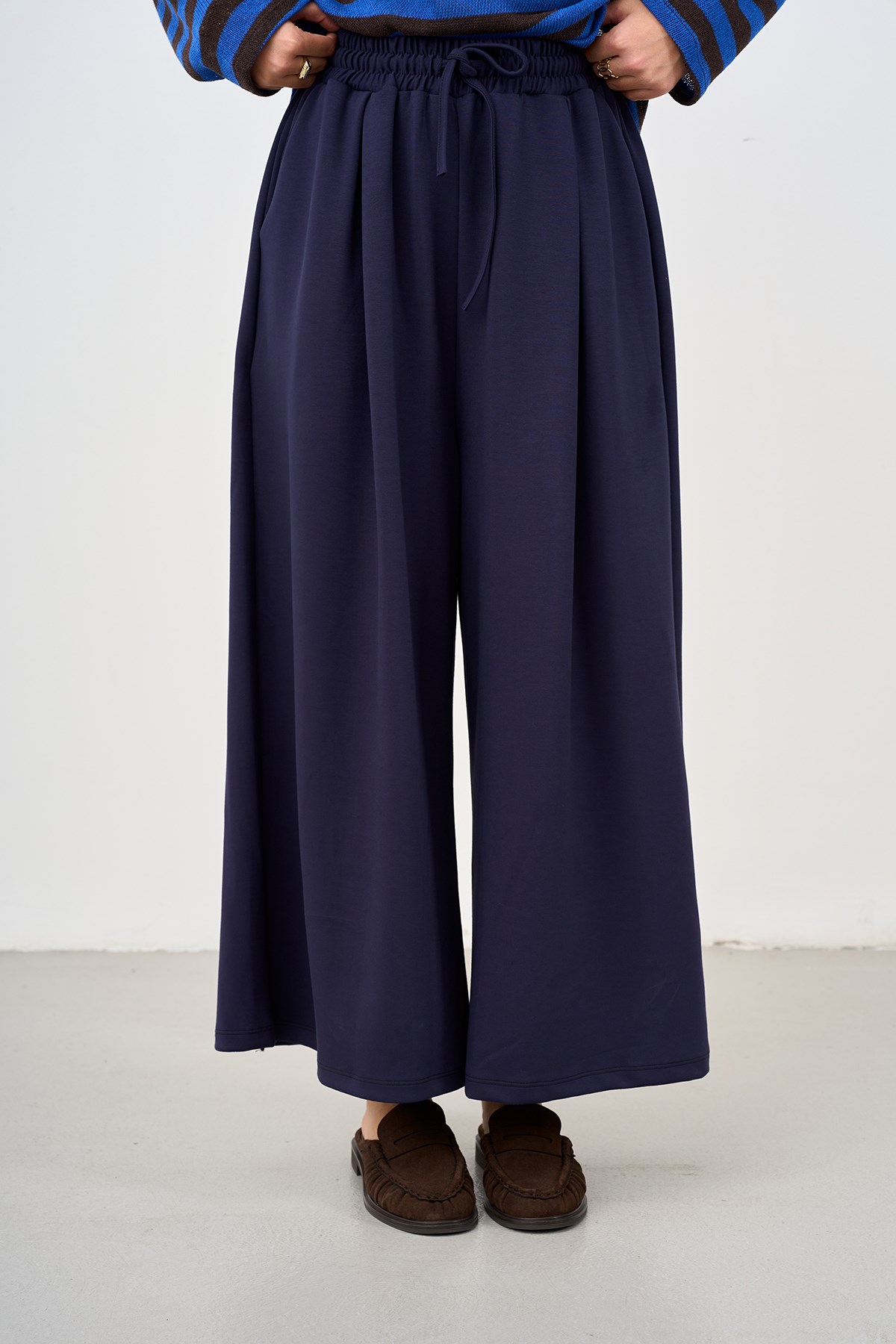Beli Ayarlanabilir Lastikli Bol Pantolon Lacivert