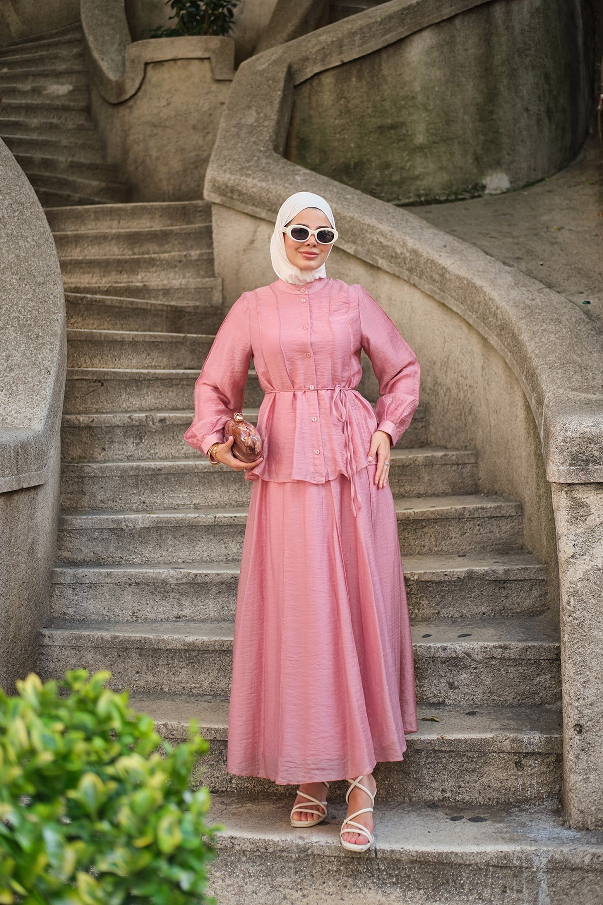 Çima Detaylı İçi Astarlı Hakim Yaka Gömlekli Takım Gül Kurusu