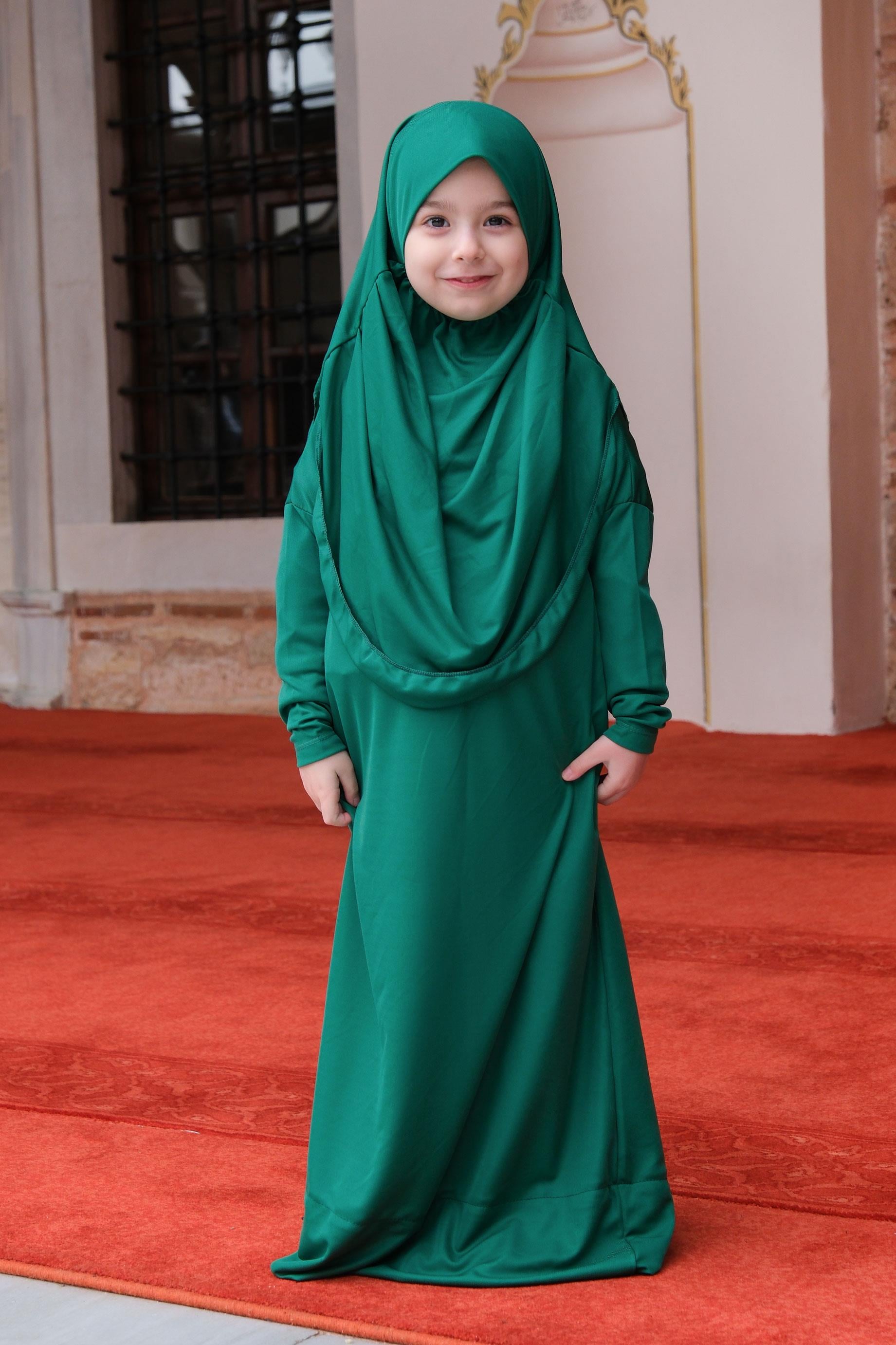 Çocuk Namaz Elbisesi Zümrüt Yeşil
