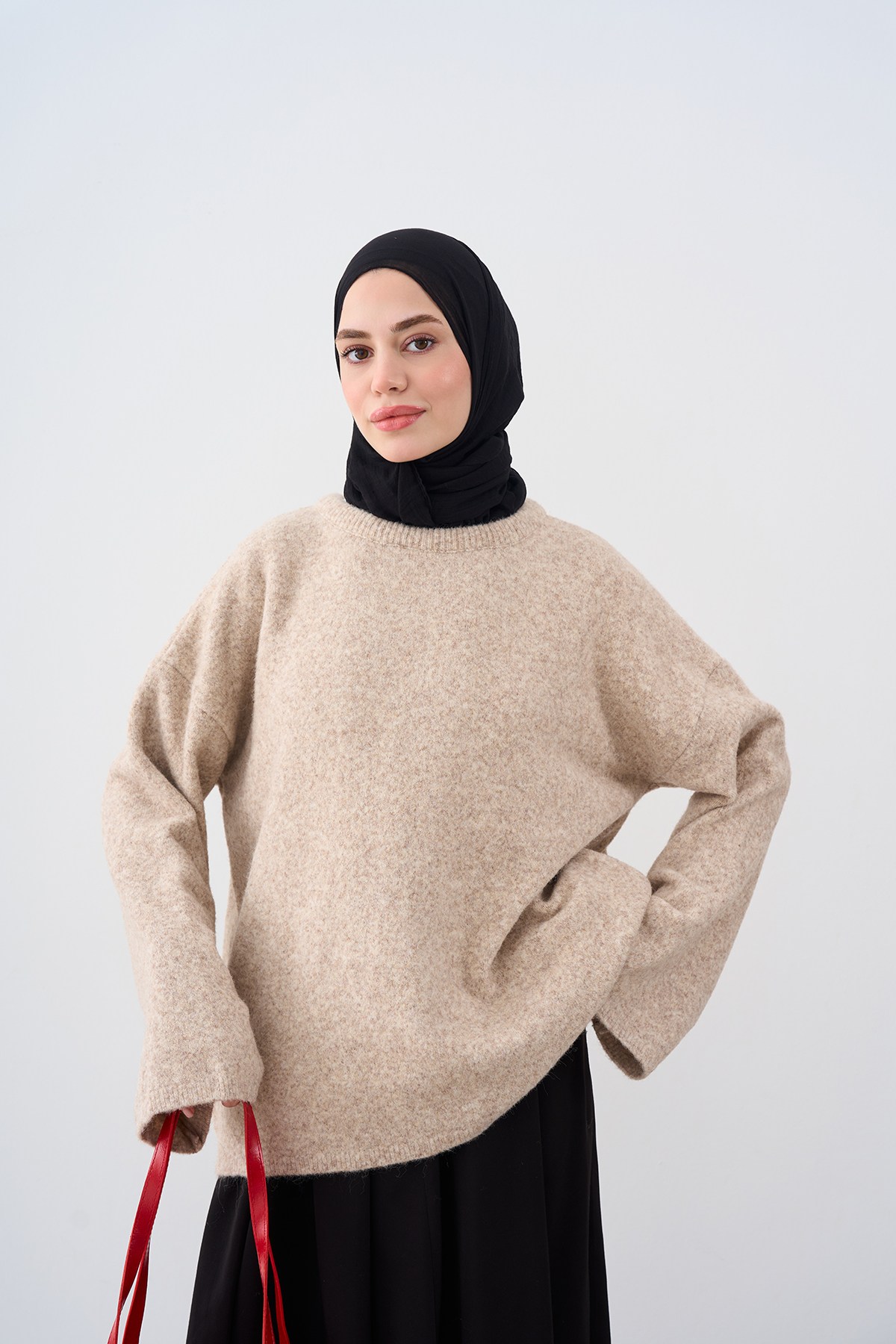 Oversize Düşük Kol Triko Kazak Bej