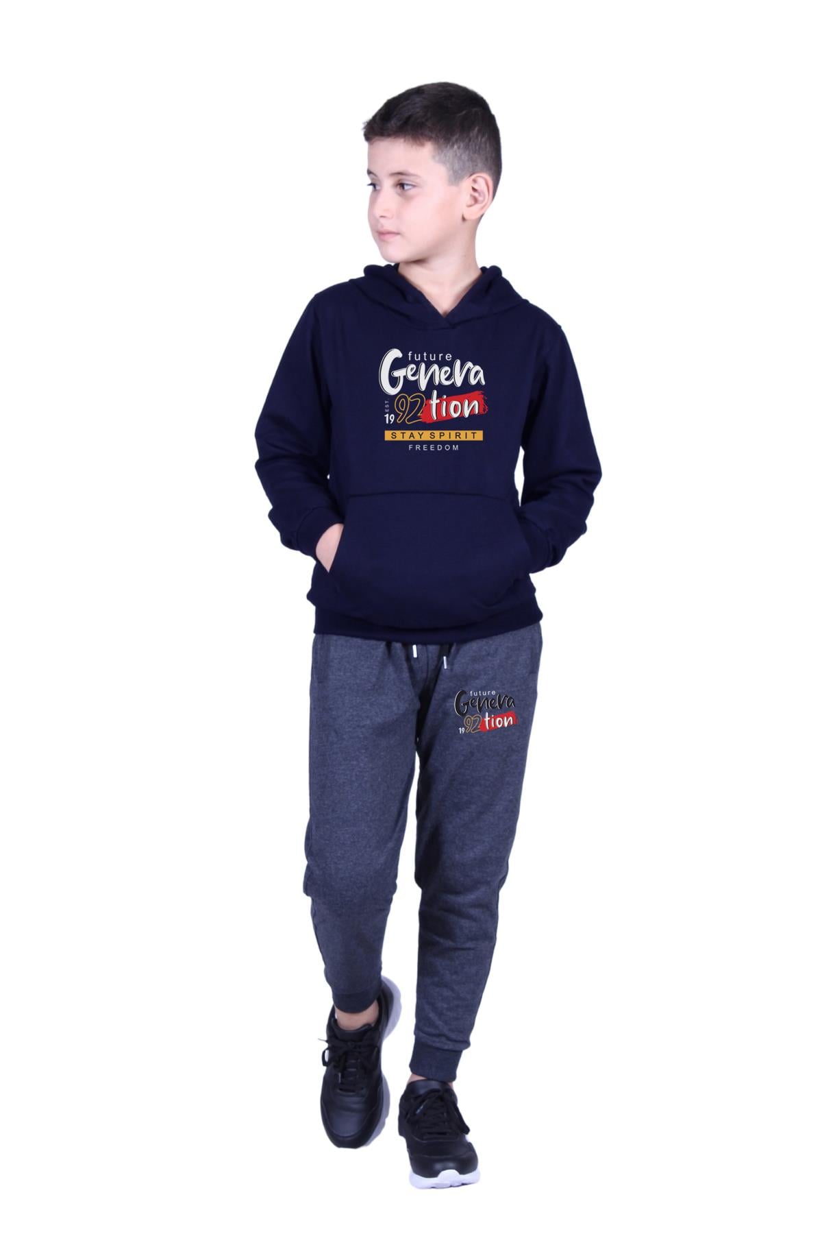 KAPÜŞONLU KANGURU CEPLİ GENERATİON YAZI BASKILI ERKEK ÇOCUK EŞOFMAN TAKIMI
