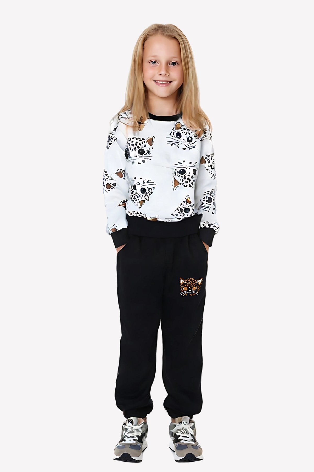 Kız Çocuk Yuvarlak Yaka Kedicik Baski Detayli Alt-üst Pijama Takimi