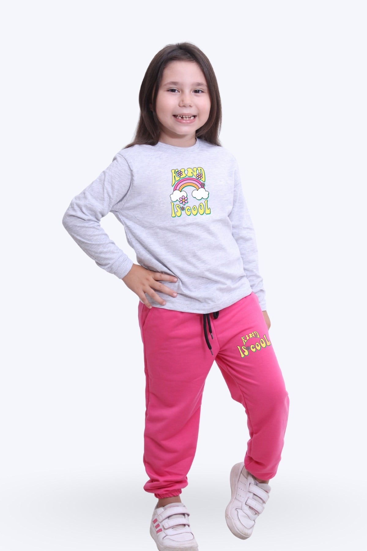 Kız Çocuk Yuvarlak Yaka Kind Is Cool Baski Detayli Alt-üst Pijama Takimi