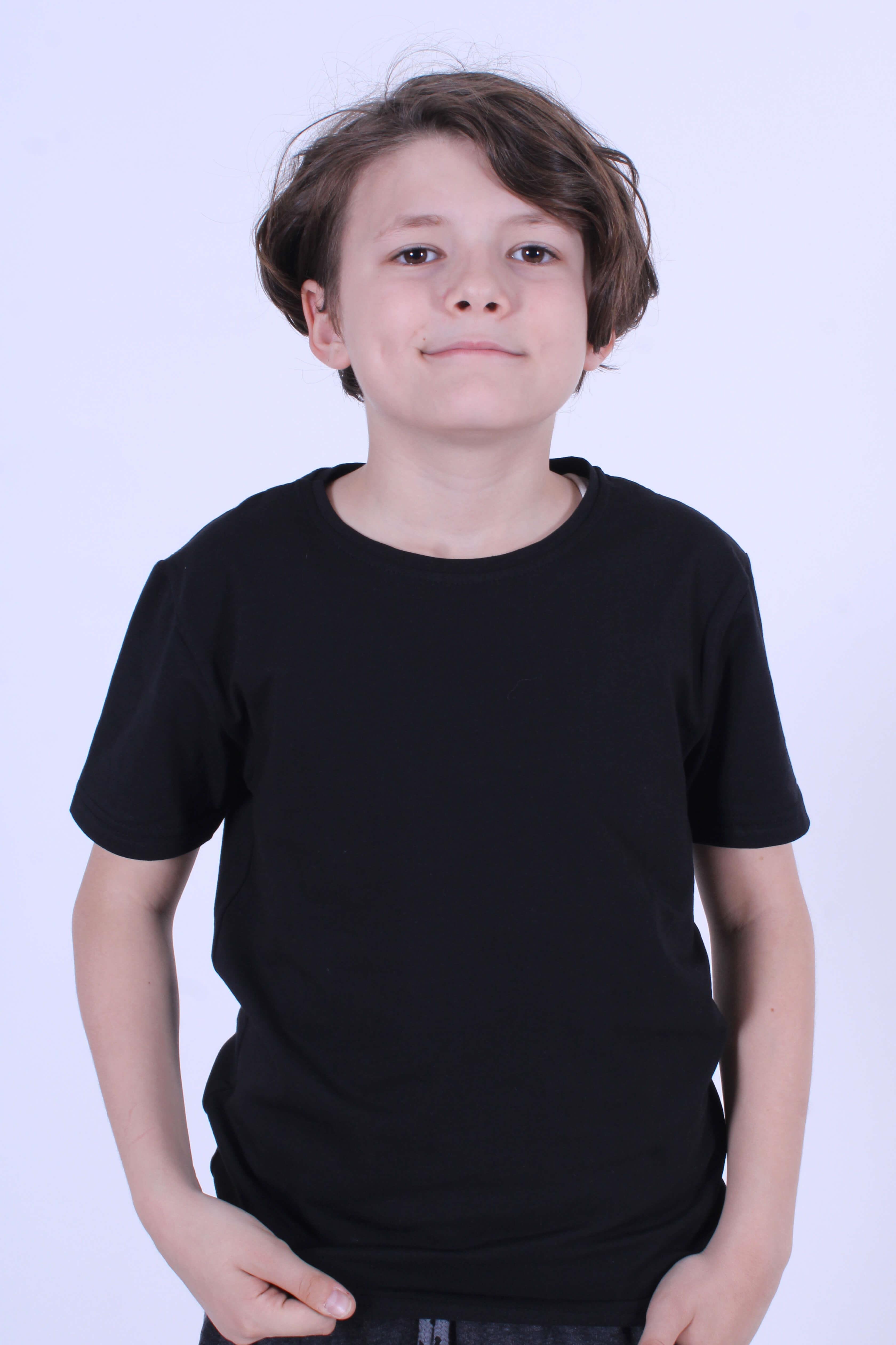Düz Model Farklı Renk Seçeneği Ile Unisex Çocuk Tişört