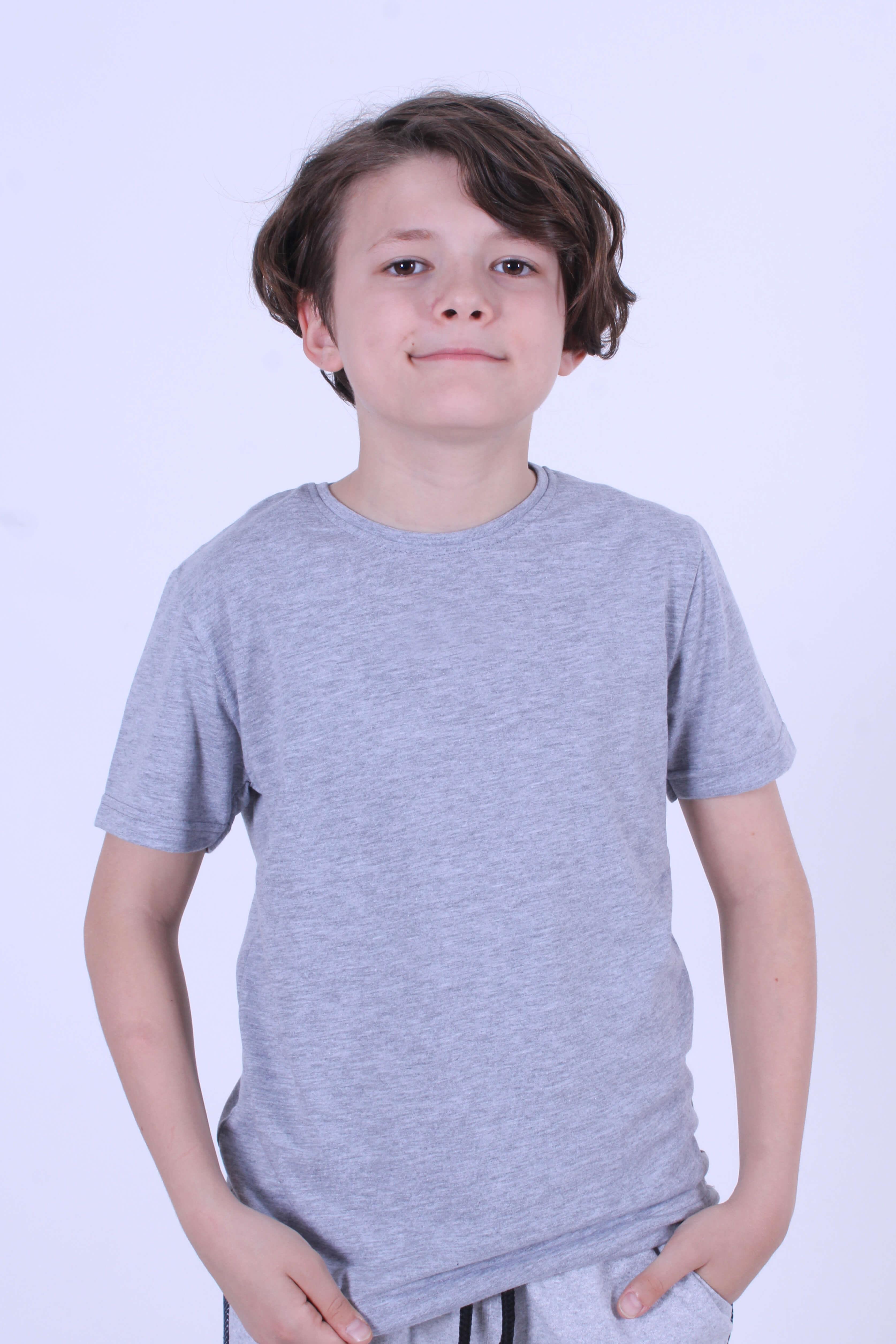 Düz Model Farklı Renk Seçeneği Ile Unisex Çocuk Tişört