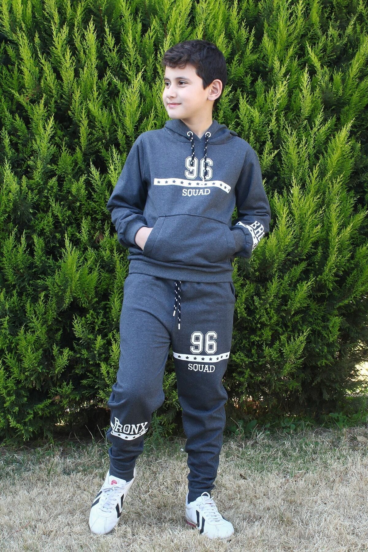 Fyk Kids 96 Yazı Baskılı Kanguru Cepli Kapşonlu Erkek Çocuk Alt-üst Eşofman Takımı