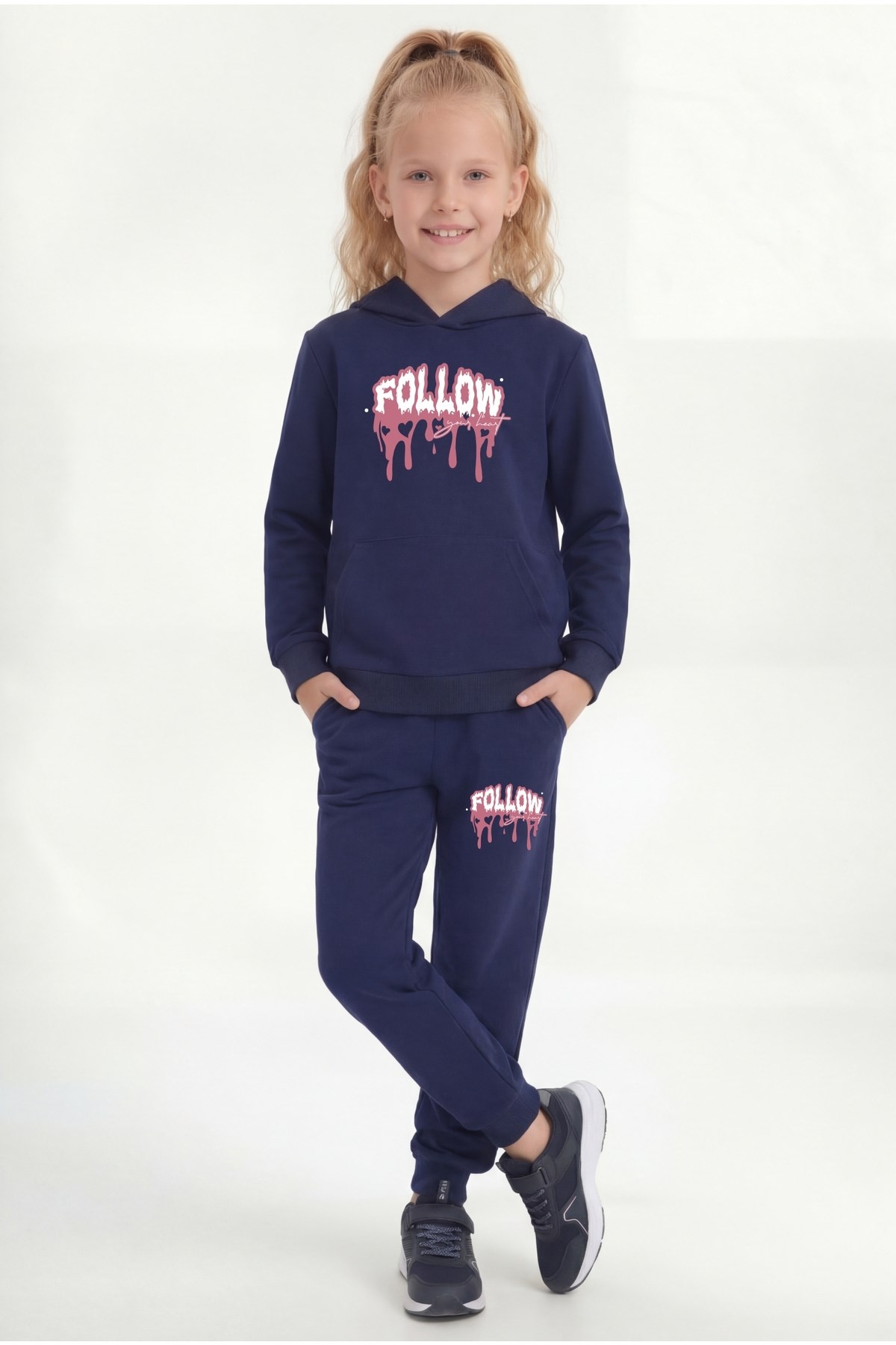 Kanguru Cepli Kapüşonlu Follow Baskı Detaylı Kız Çocuk Eşofman Takımı
