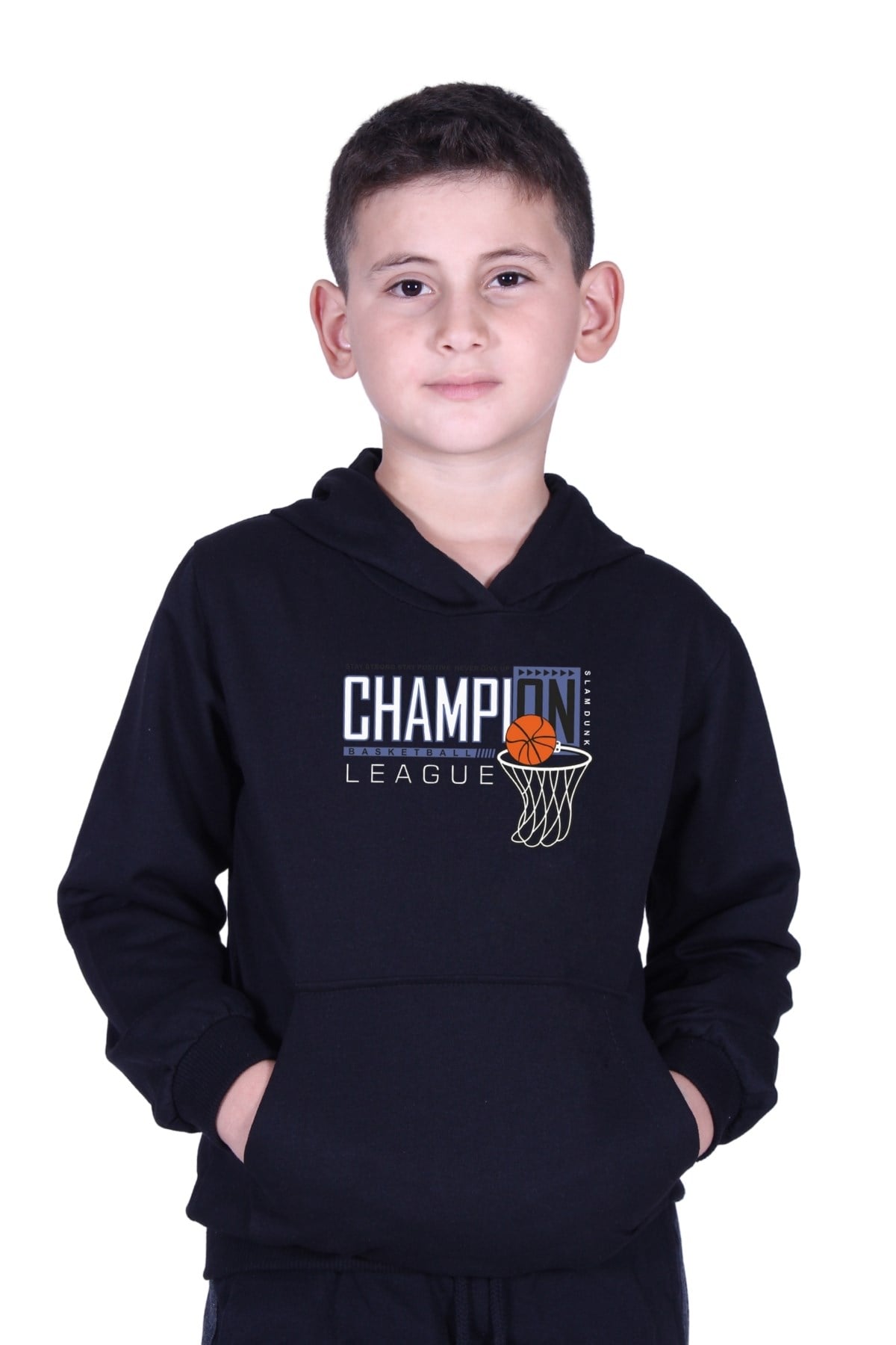 KAPÜŞONLU KANGURU CEPLİ CHAMPION BASKILI ERKEK ÇOCUK SWEATSHİRT