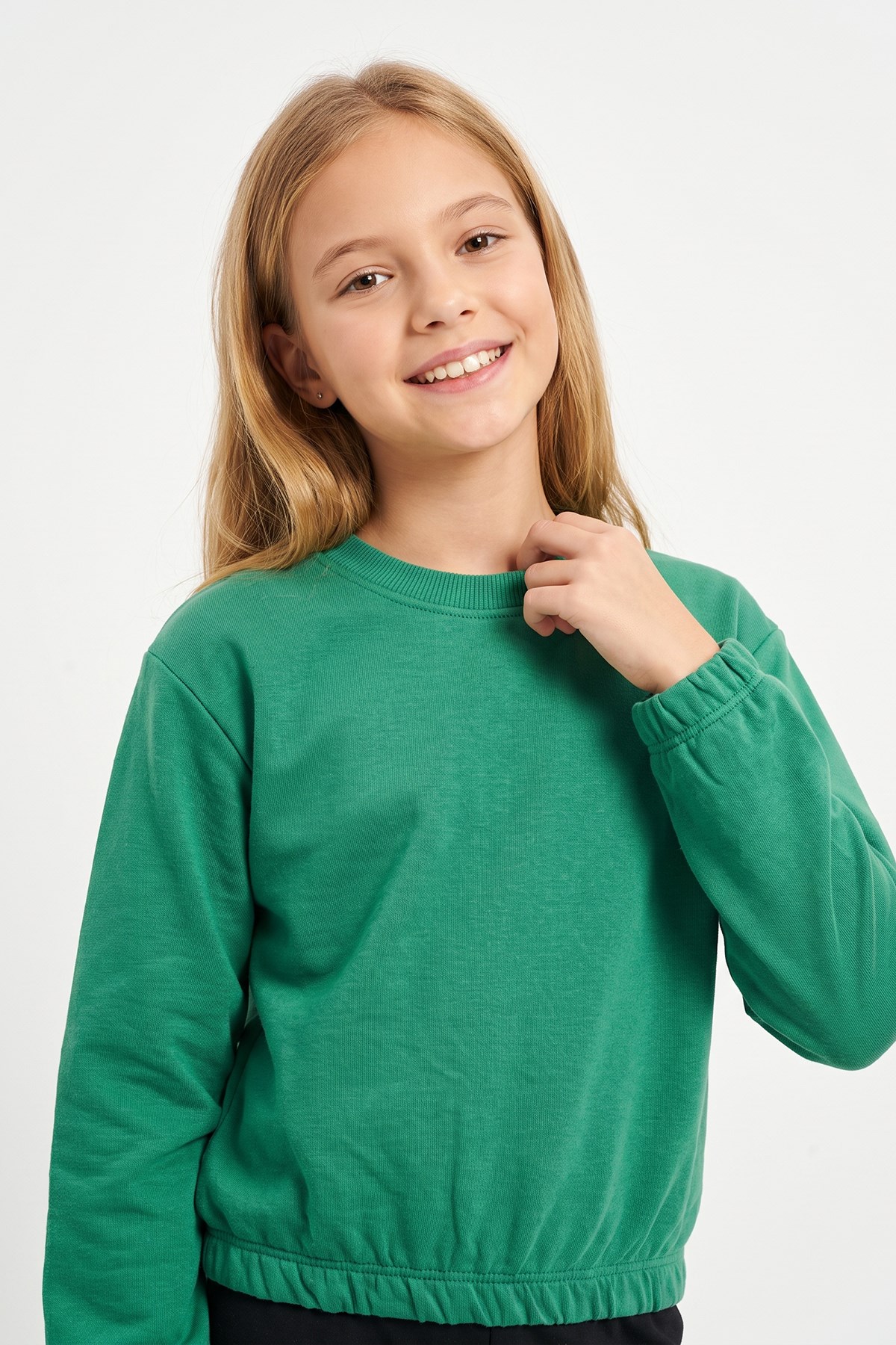 Yuvarlak Yakalı Beli Lastikli Kısa Bel Kız Çocuk Sweatshirt