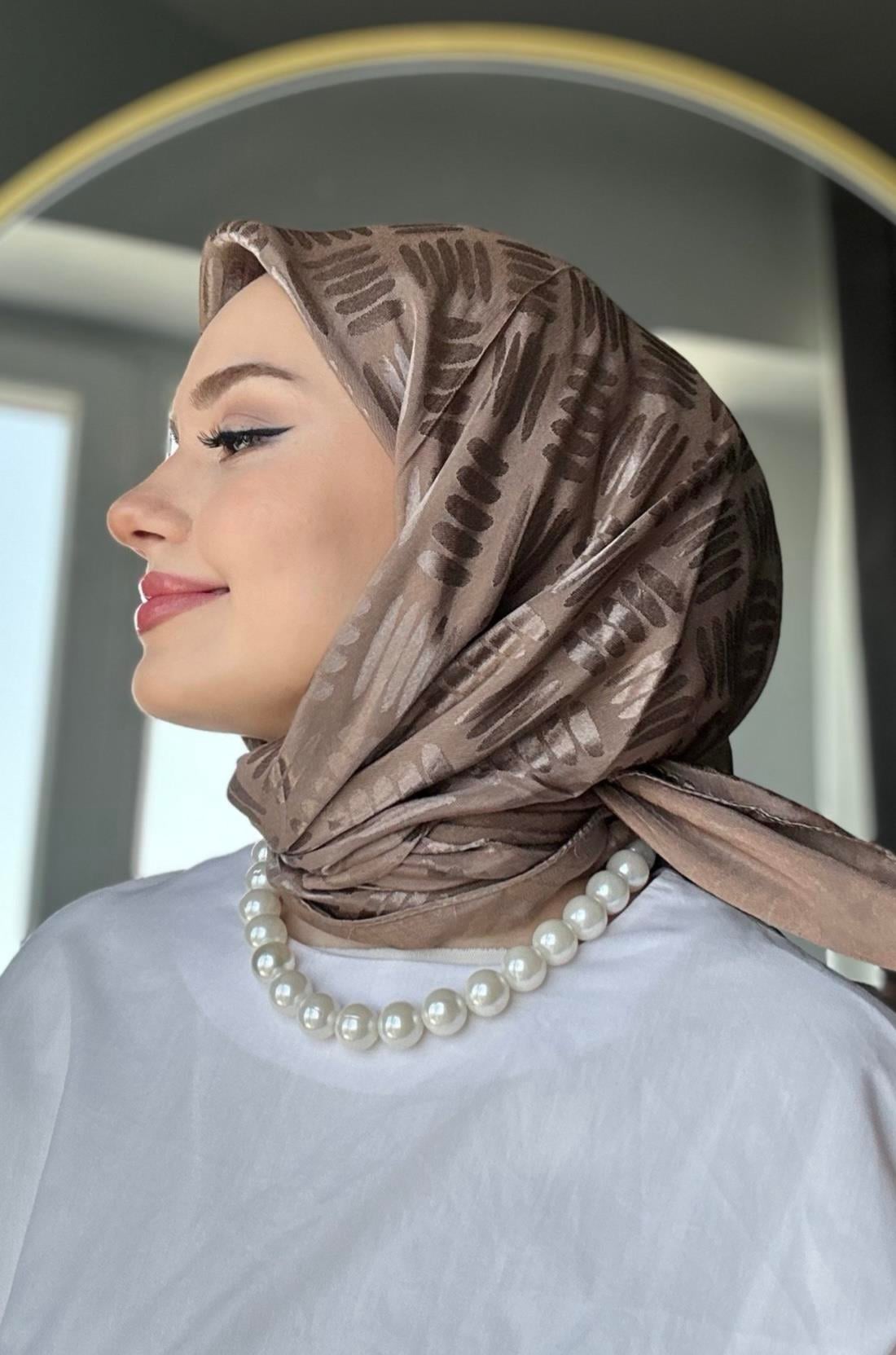 Vizon Yaprak Desen Jakar Eşarp