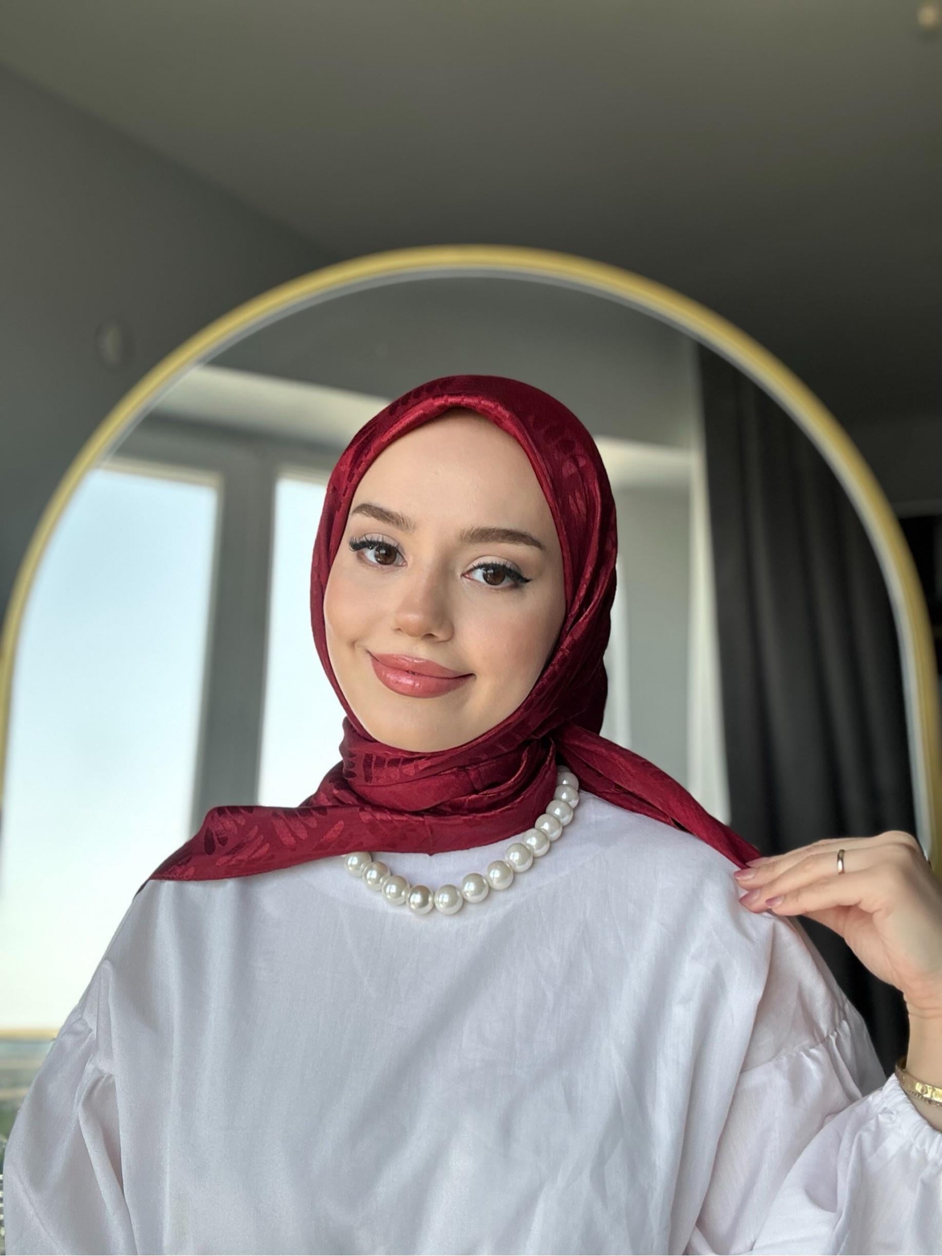 Bordo Yaprak Desen Jakar Eşarp