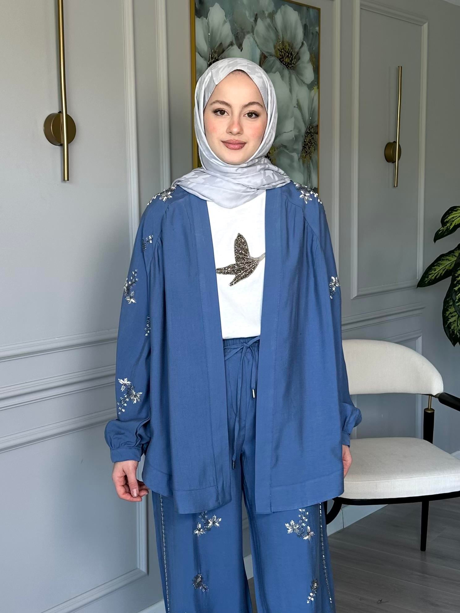 İndigo Kimono – Tensel Kumaş, Sırtı ve Kolları Taş İşlemeli