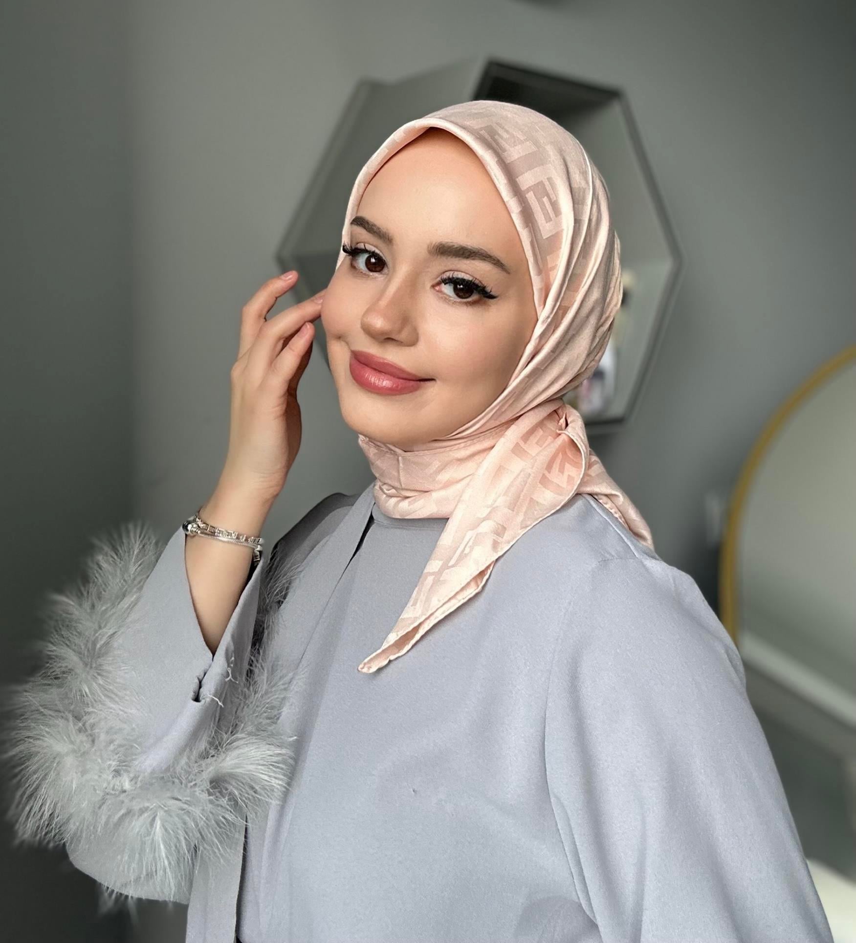 Pudra F Desen Soft Eşarp