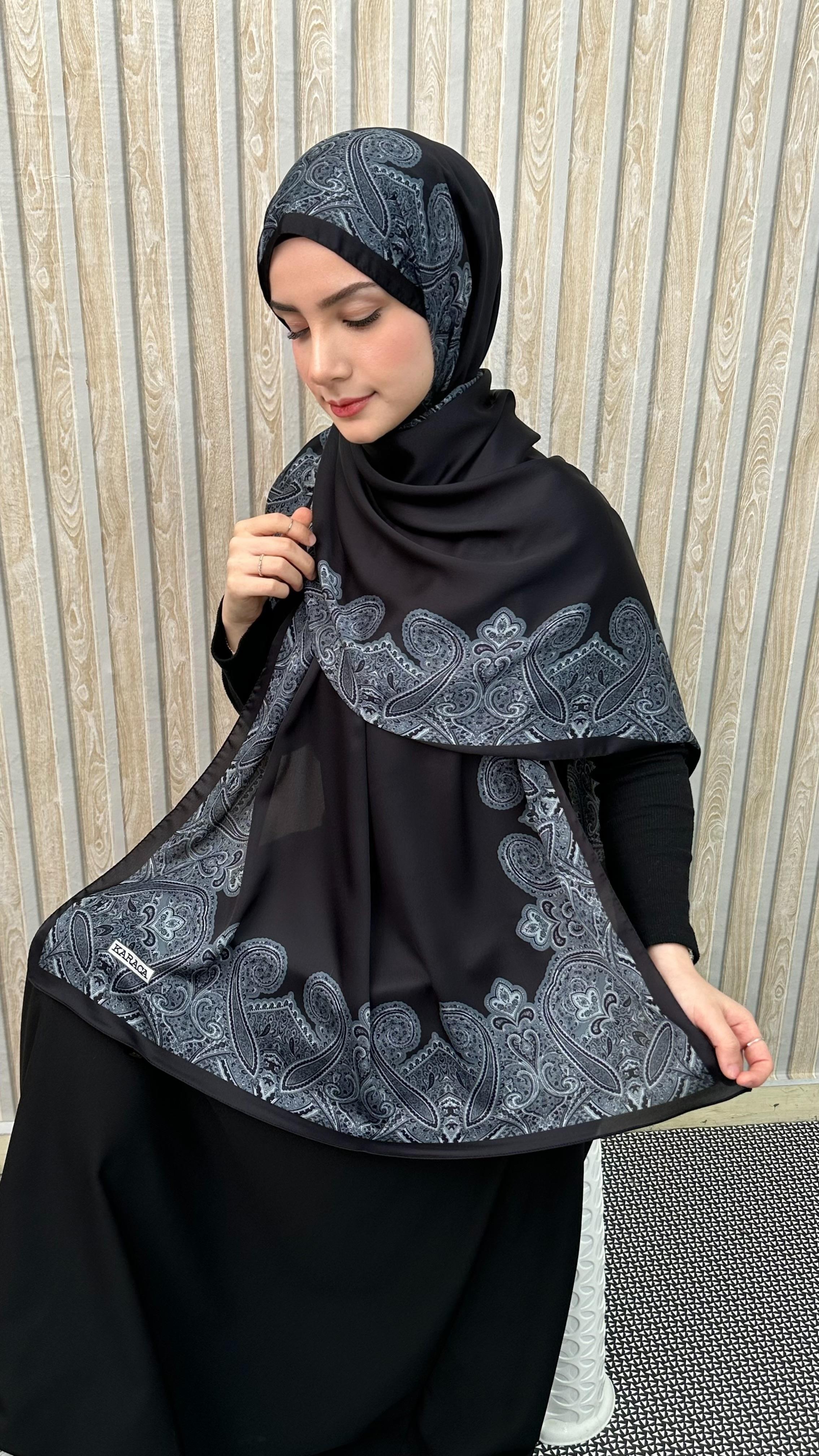 SiyahBeyaz Roza Deluxe İpek Şal