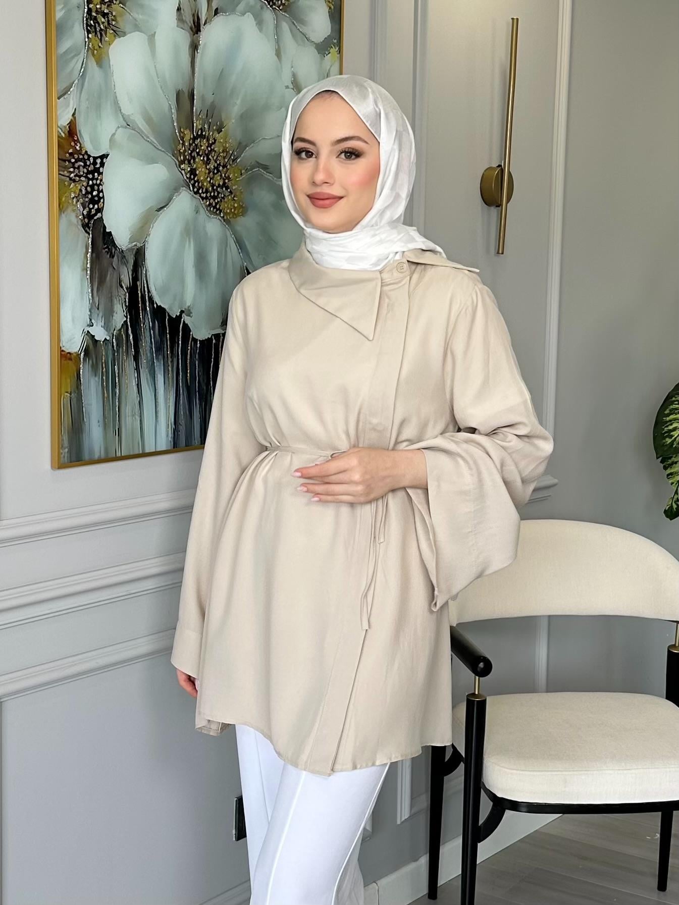 Taş Renk Yaka Detaylı Salaş Tunik