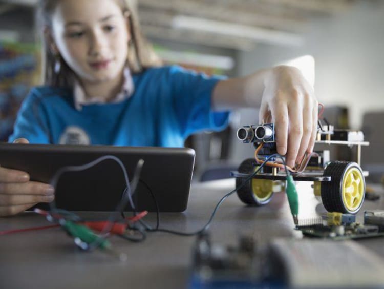 kodlama ve robotik eğitmenliği sertifika programı,robotik kodlama eğitimi,stem eğitimi sertifikası,kodlama eğitmenliği iş imkanları,robotik eğitmenliği istihdam alanları,kodlama kursu eğitmenlik,teknoloji eğitimi sertifikası,robotik kodlama kariyer