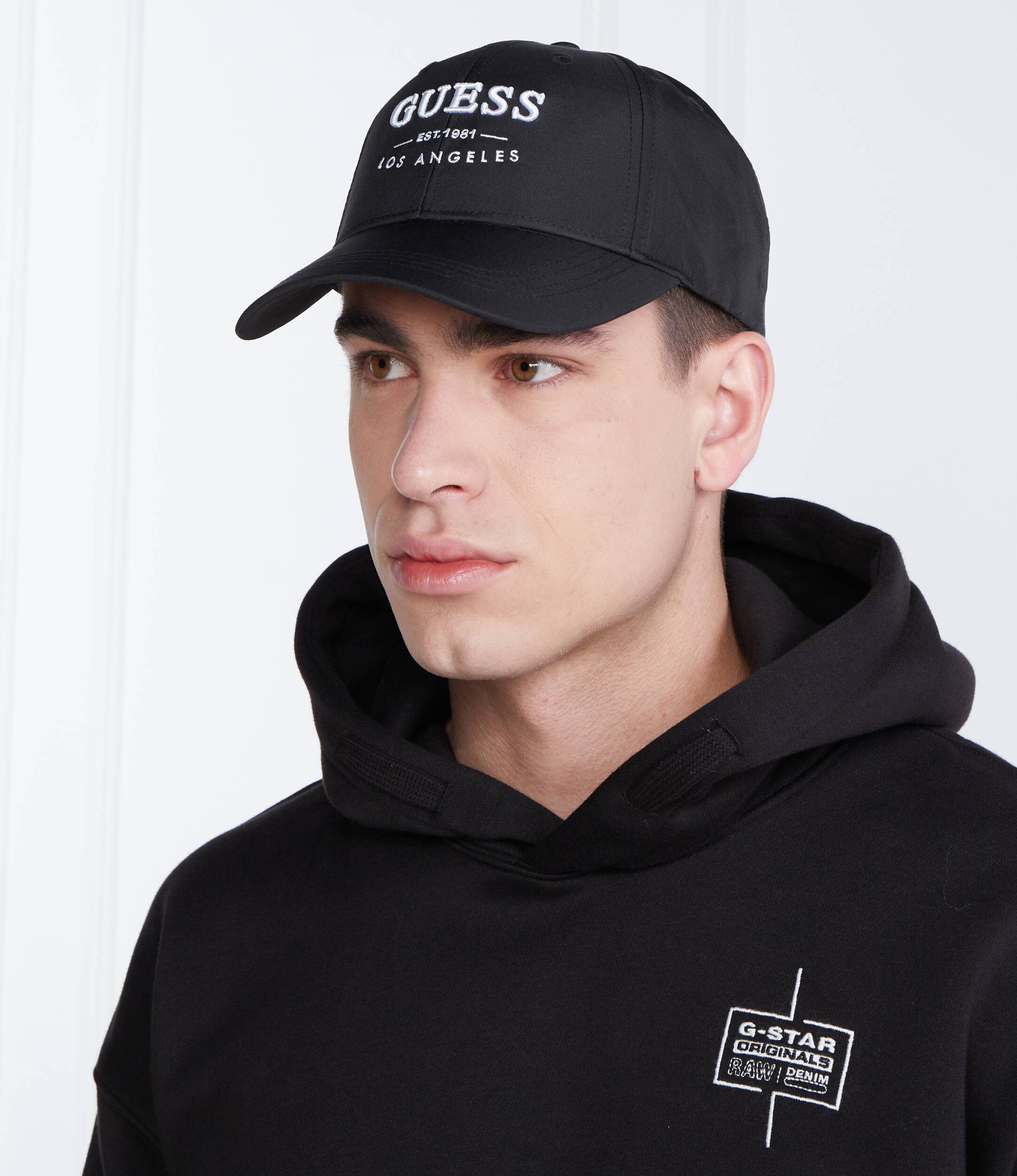 AM5023POL1-GUESS ŞAPKA