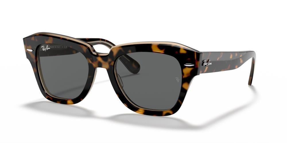 Ray-Ban güneş gözlüğü