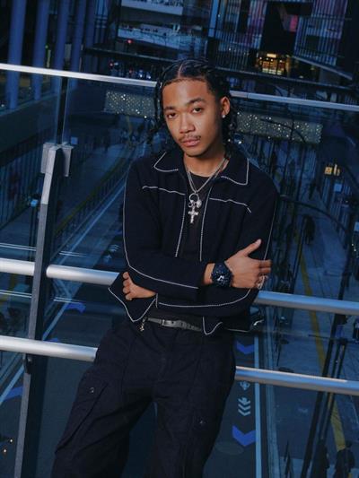 Casio G-SHOCK kol saati GA-V01-1ADR 