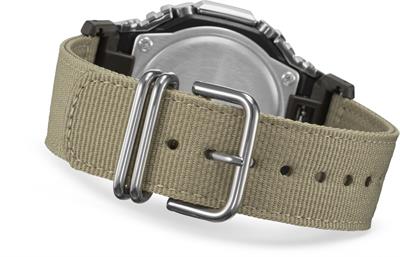 Casio G-SHOCK kol saati GM-2100C-5ADR