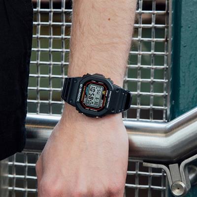 Casio G-SHOCK kol saati DW-5600RL-1DR