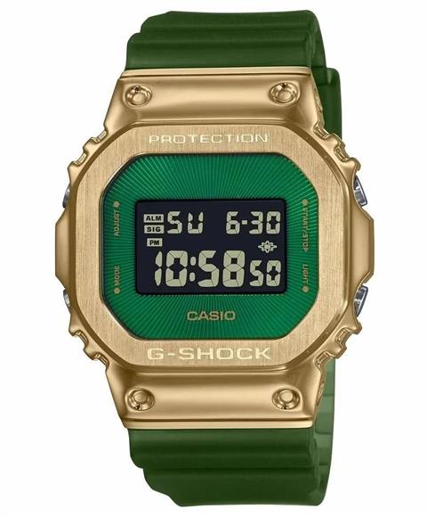 メタル×ミリタリー GM-5600B［良品］カーキグリーン G-SHOCK Casio G-SHOCK kol saati altın yeşil GM-5600CL-3DR