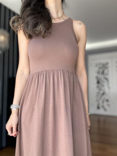 Açık Kahve Halter Kesim Midi Elbise