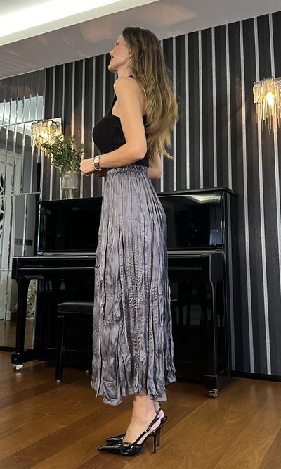 Antrasit Beli Lastikli Kırışık Saten Etek